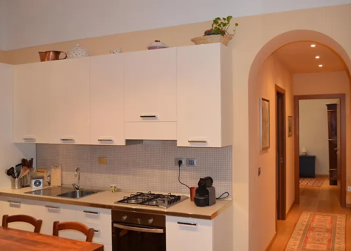 アパート Alfieri アルバ